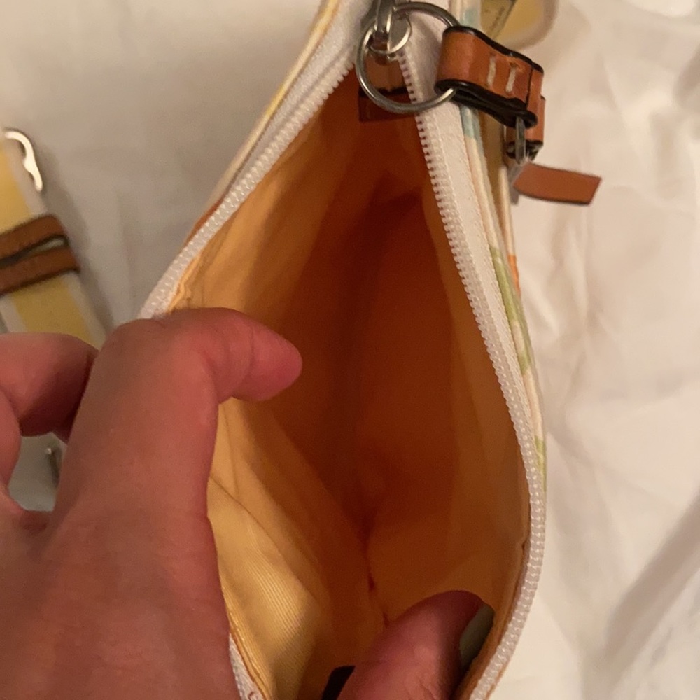 Coach purse - Picture 3 of 5